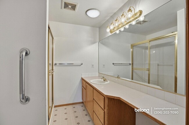 Building Photo - 15119 182nd Ave SE