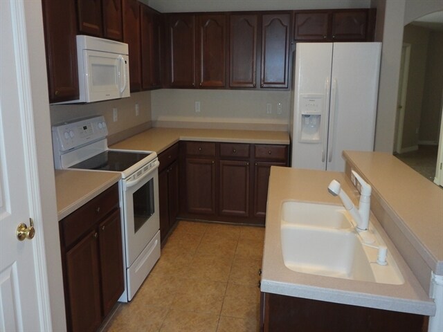 Building Photo - 12034 Citrus Leaf Dr