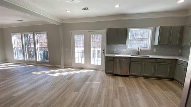 Building Photo - 325 Pintail Ct