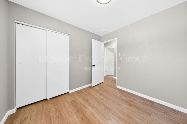 Building Photo - 1810 Swallow Ln