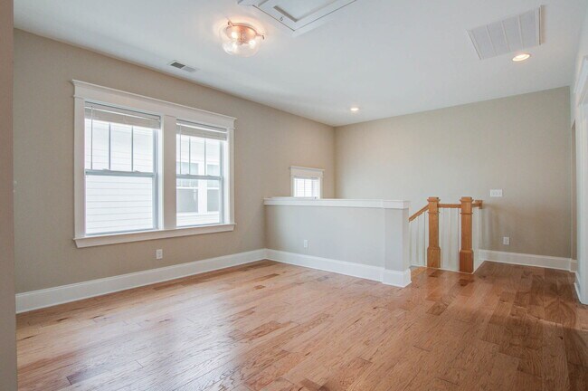 Building Photo - 1636 Juliana St