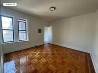 Building Photo - 601 Crown St