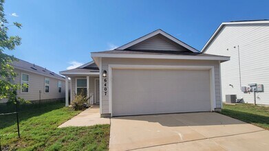 Building Photo - Beautiful like-new 3 bed | 2 bath home - Amazing community amenities!