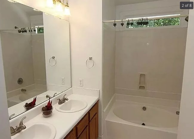Building Photo - 306 Cary Pines Dr