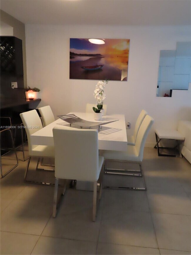 Building Photo - 5701 Collins Ave