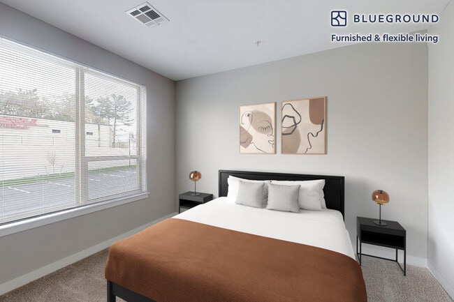 Building Photo - 861 Broadway-SI FL2-ID2924A