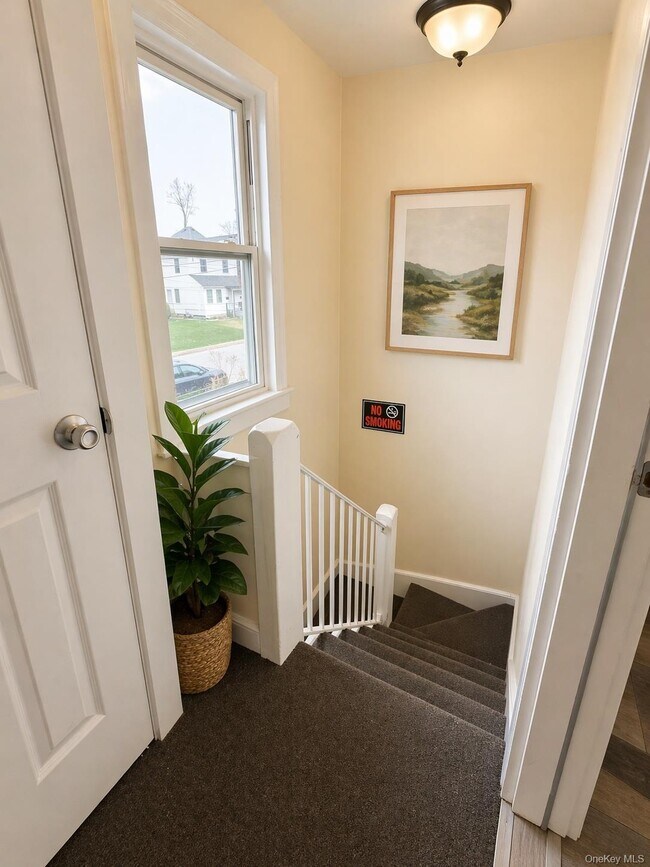 Building Photo - 46 Dawson Ave