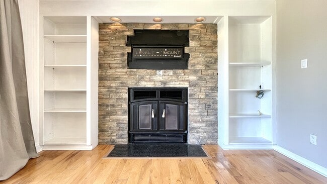 Building Photo - 1120 Revelstroke Ct