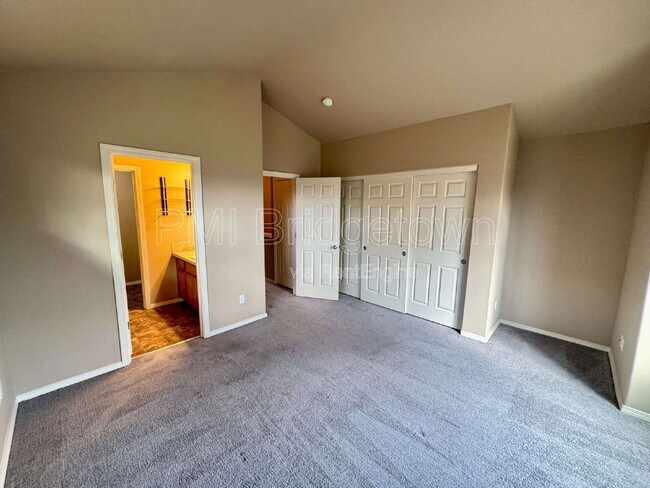 Building Photo - 1460 NE Redspire Ln