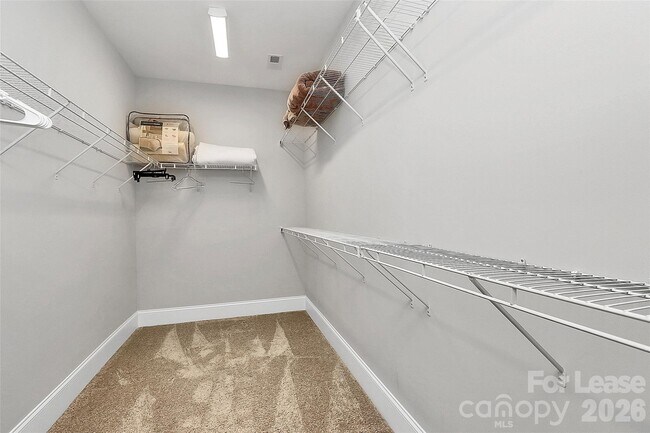 Building Photo - 136 Preston Rd