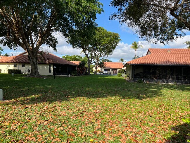 Building Photo - 10555 Garden Palm Ct