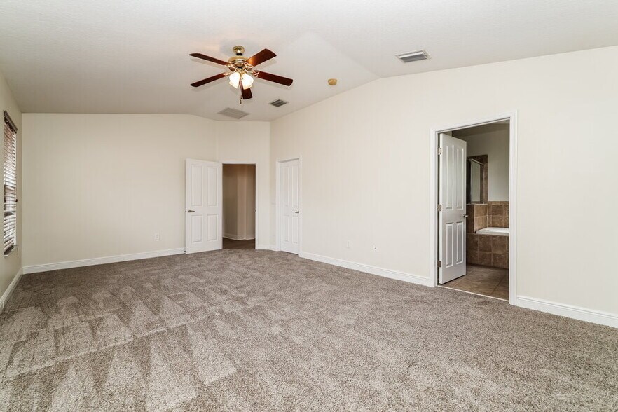 Building Photo - 209 Fern Gulley Dr