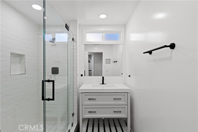 Building Photo - 4955 Alatar Dr