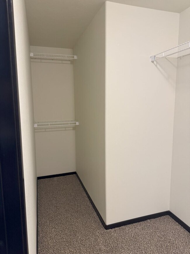 Building Photo - Orchard Terrace Umatilla