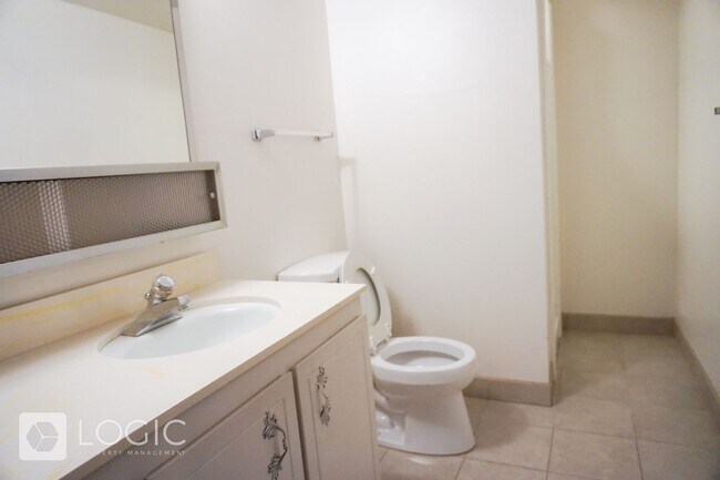 Building Photo - 2034/2038 S. 2600 E.