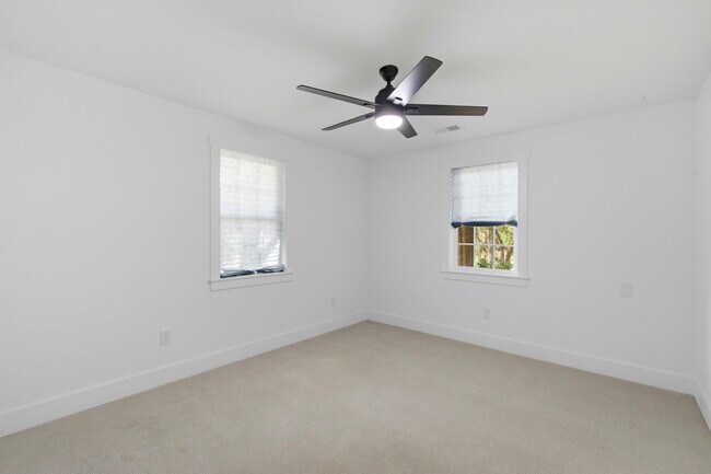 Building Photo - 1787 Hay Rd