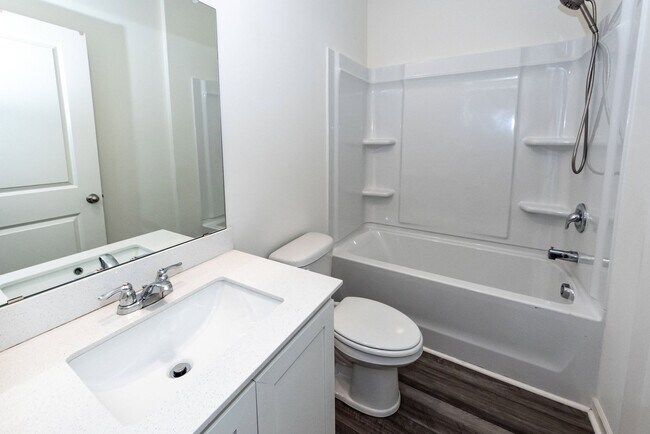 Building Photo - 713 Pisces Ln