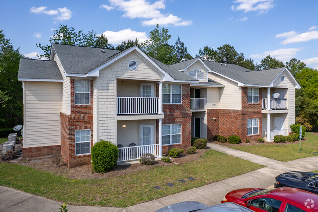 Building Photo - Southview Green Apartments