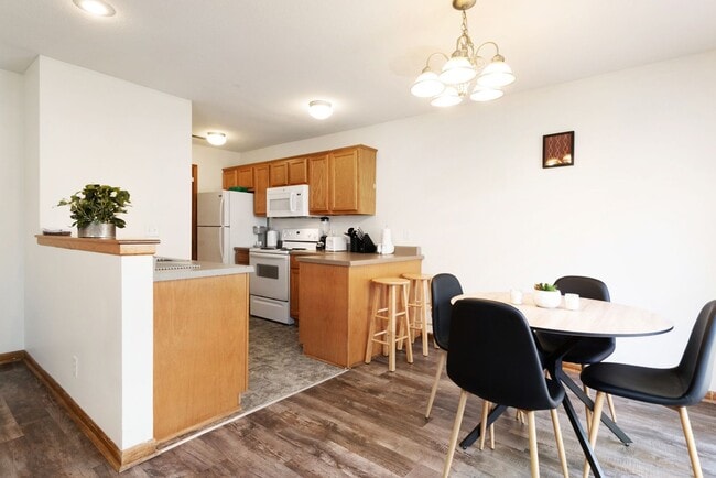 Building Photo - Quality Home Management