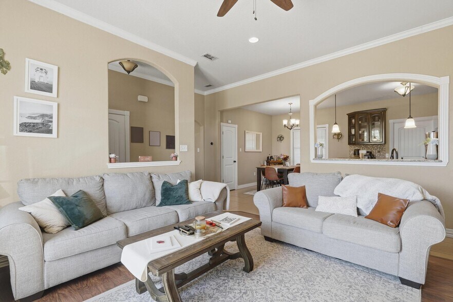 Building Photo - 282 Lollipop Trl