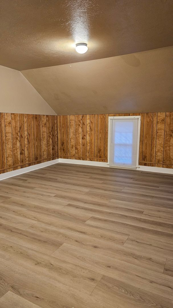 Building Photo - 529 N 7th St