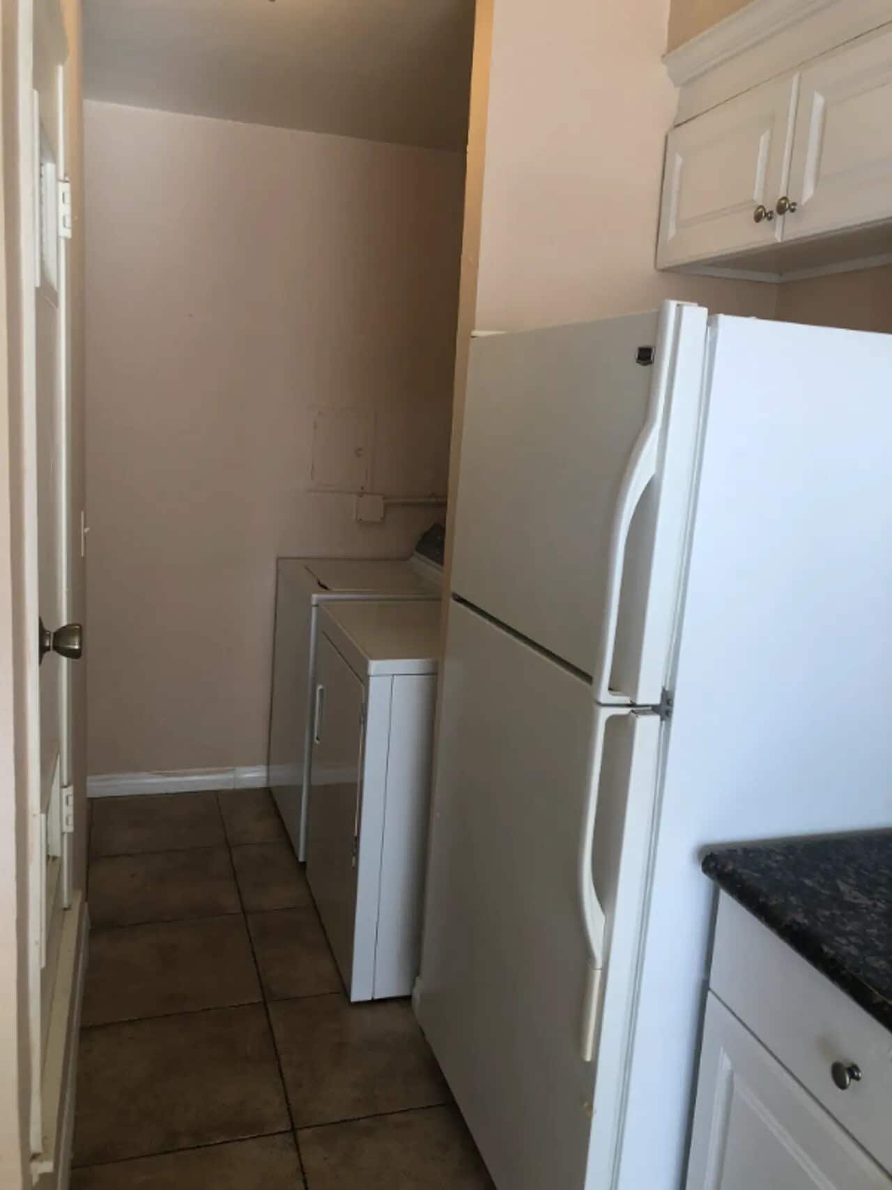 Building Photo - 3690 Spyglass Way