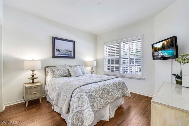 Building Photo - 9380 Gulf Shore Dr