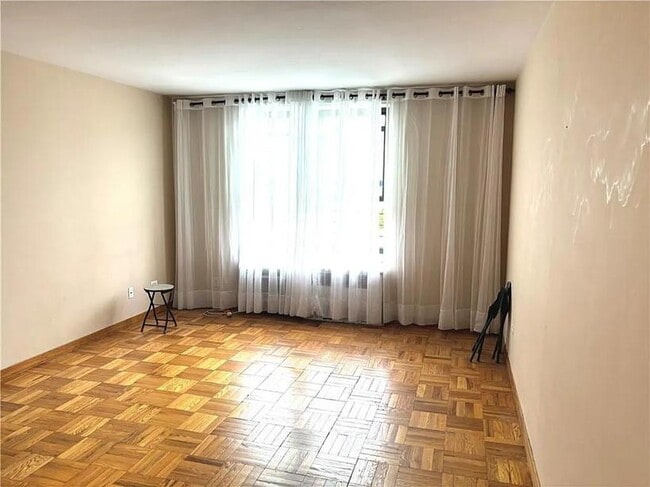 Building Photo - 2299 E 13th St