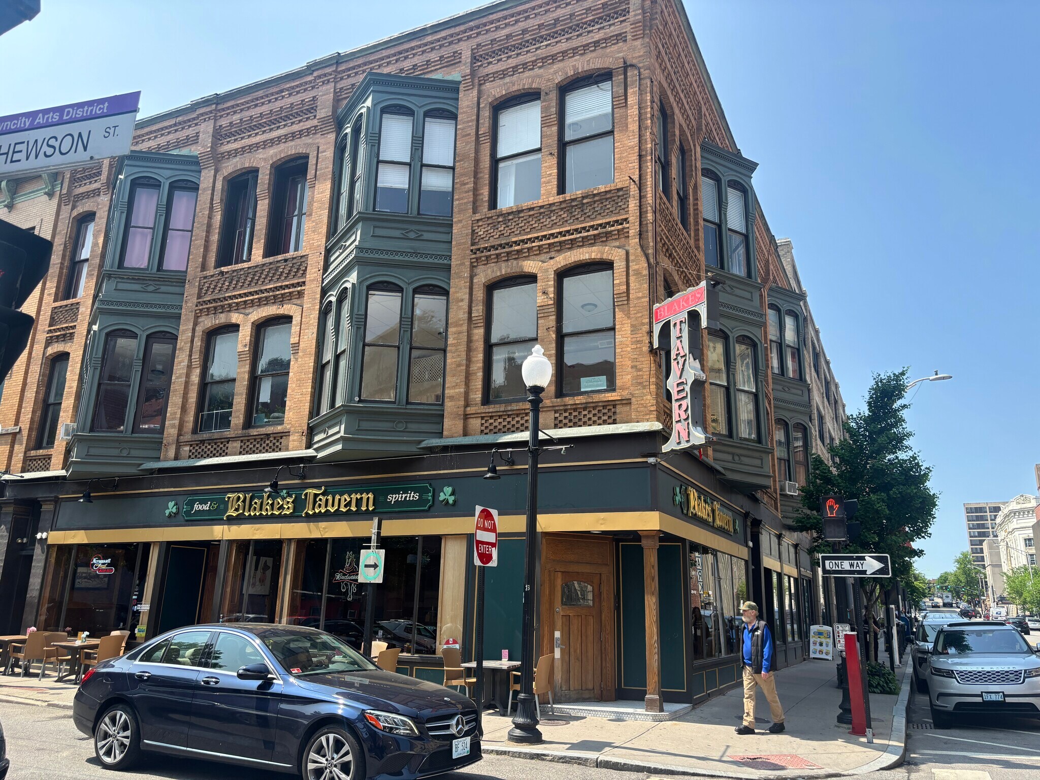 Building Photo - 124 Washington St