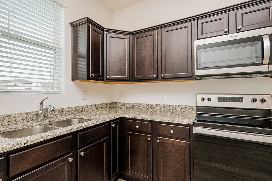 Building Photo - 34812 Daisy Meadow Loop