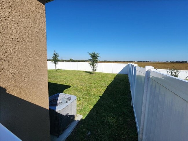 Building Photo - 636 Daring Dr