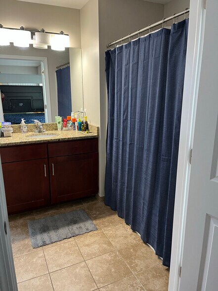 Building Photo - 37 Prospect St