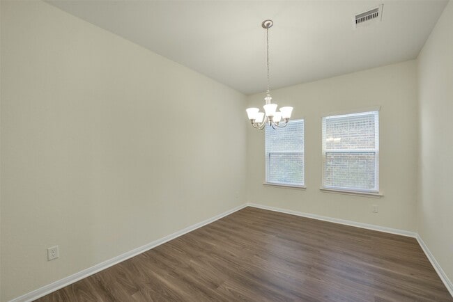 Building Photo - 10502 Chestnut Path Way