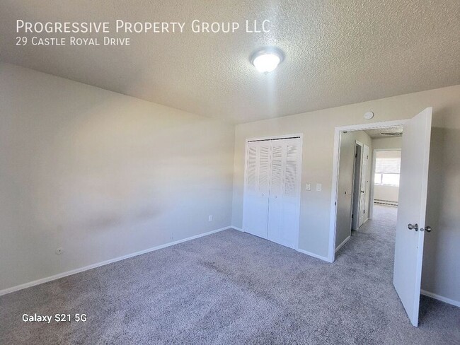 Building Photo - Charming 2-Bedroom Townhome in Pueblo West!