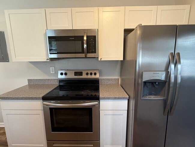 Building Photo - 7760 Corley Dr