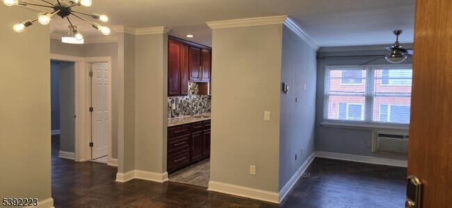 Building Photo - 100 Luttgen Pl