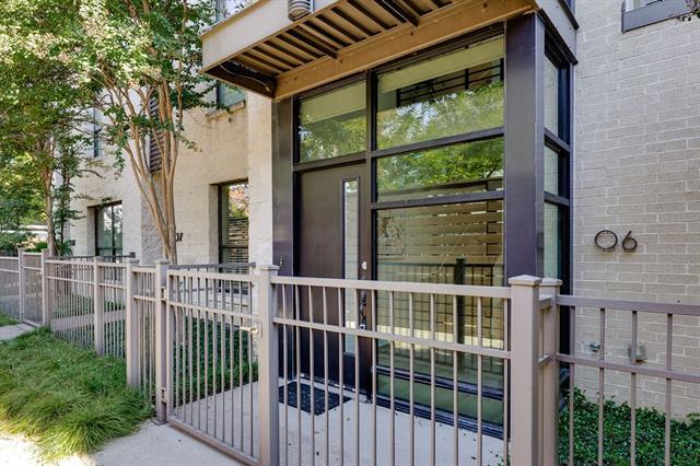 Building Photo - 4111 Newton Ave