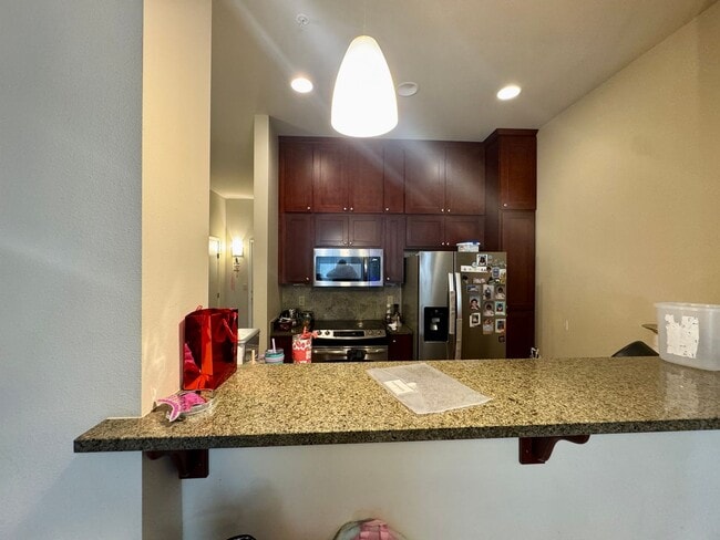 Building Photo - Modern Comfort Meets Prime Convenience in the Heart of Redmond’s Overlake (Reduced rent until May...