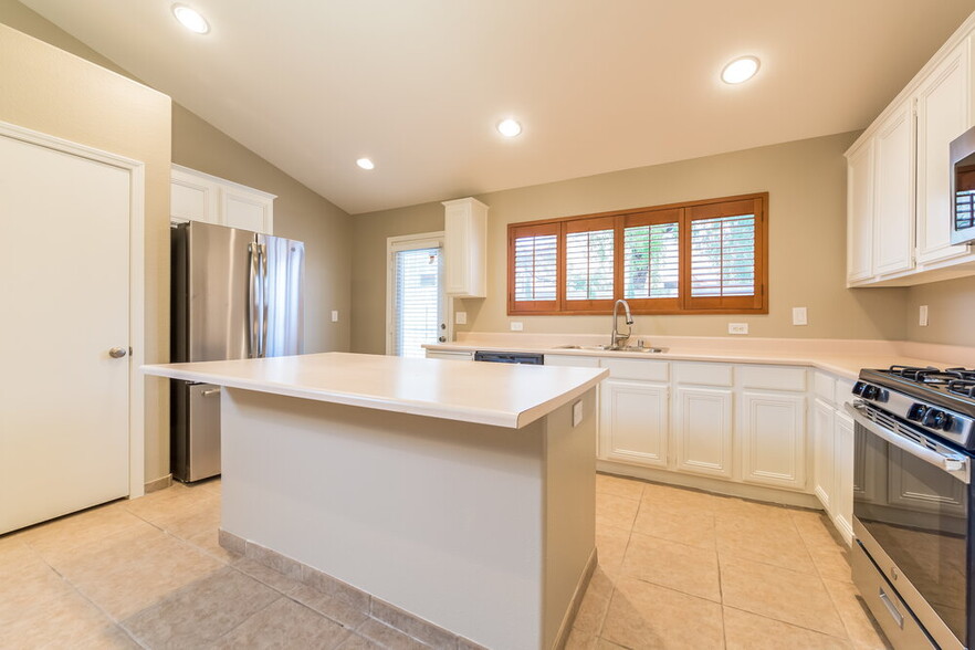 Building Photo - 8800 Big Bear Pines Ave