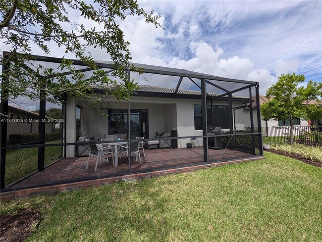 Building Photo - 8226 NW 79th Ave