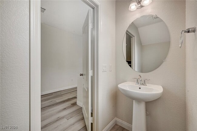 Building Photo - 10408 September Flower St