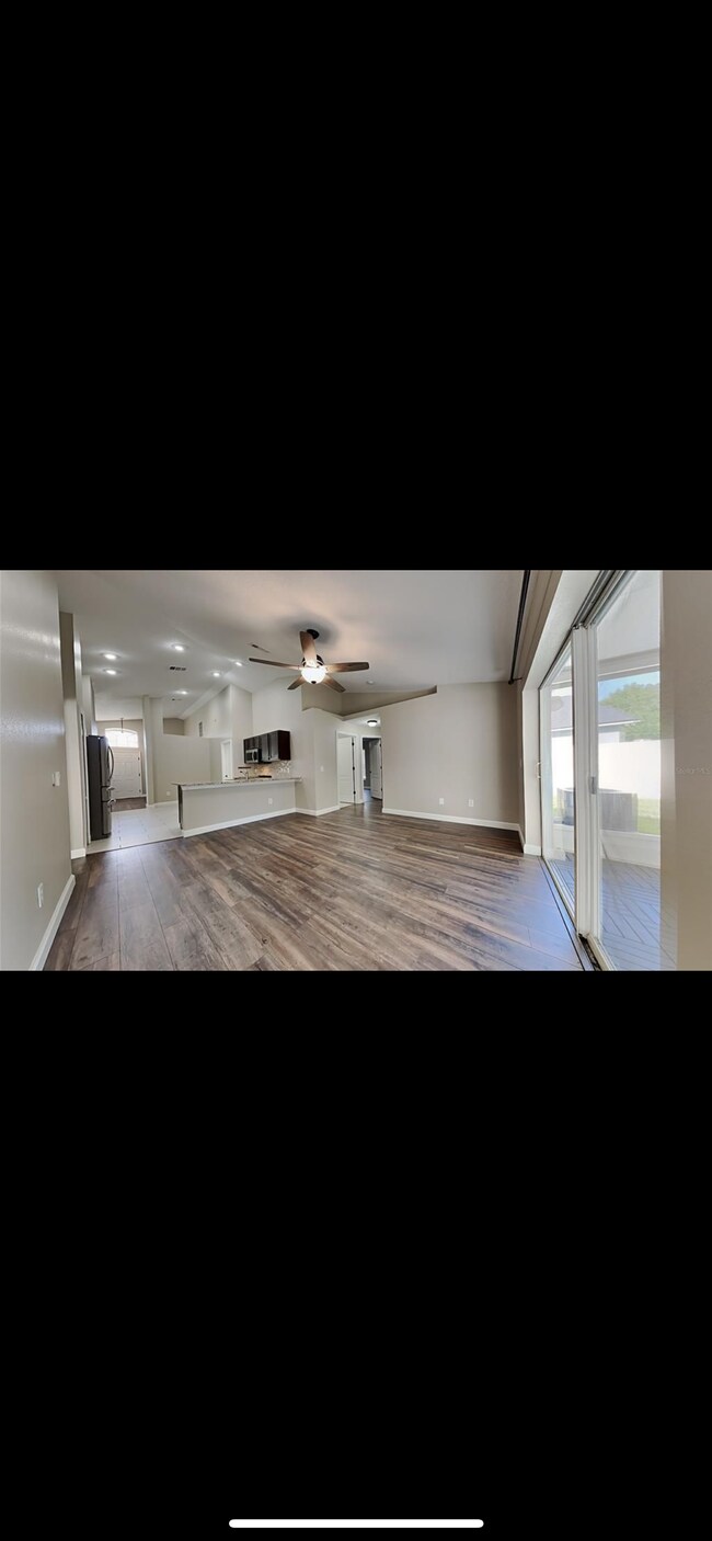 Building Photo - 30831 Midtown Ct