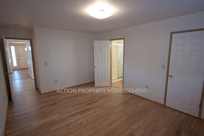 Building Photo - 1+ bed 2 bath home on a quiet cul-de-sac in Sequim