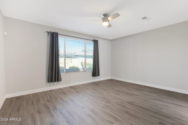 Building Photo - 14396 W Wethersfield Rd