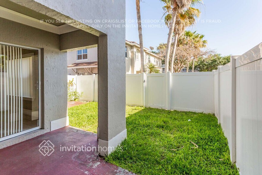 Building Photo - 12606 SW 53rd St