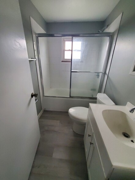 Bathroom - 227 Broad Meadows Blvd