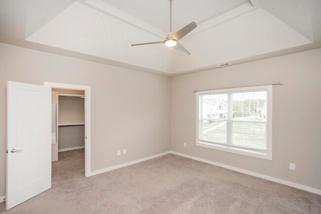Building Photo - 3637 Hydes Ferry Rd