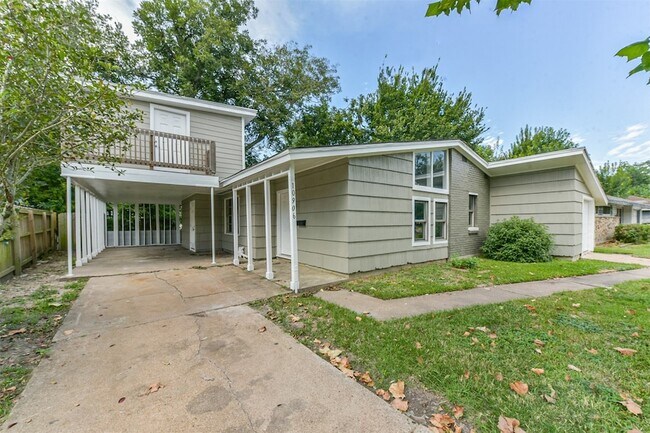 Building Photo - 10906 Hoffer St