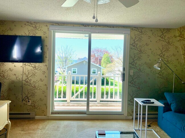 Building Photo - 2 Mohican Rd