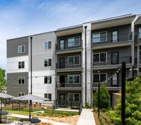 Building Photo - 6000 Ava Ave